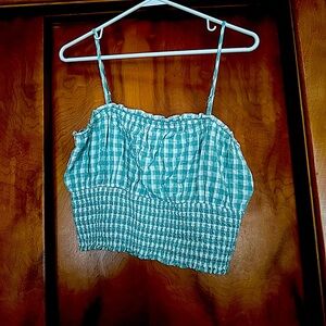 Women’s American Eagle crop top